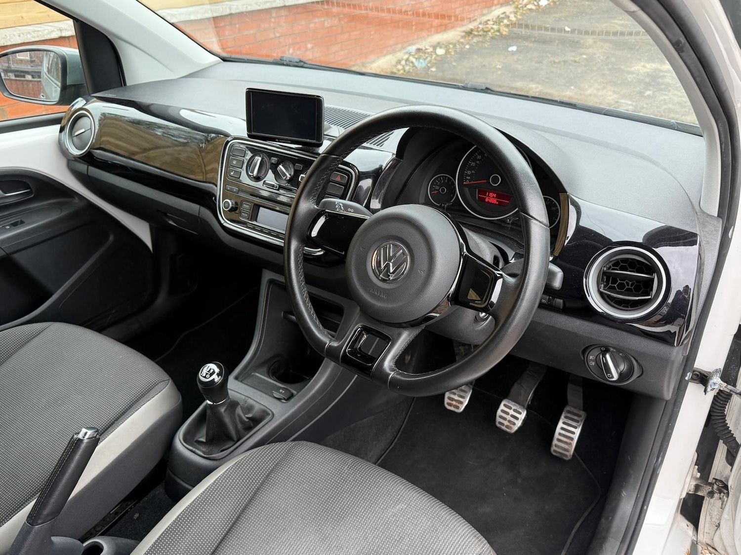 Used Volkswagen up! 2012 for sale - 76225162: Photo 14