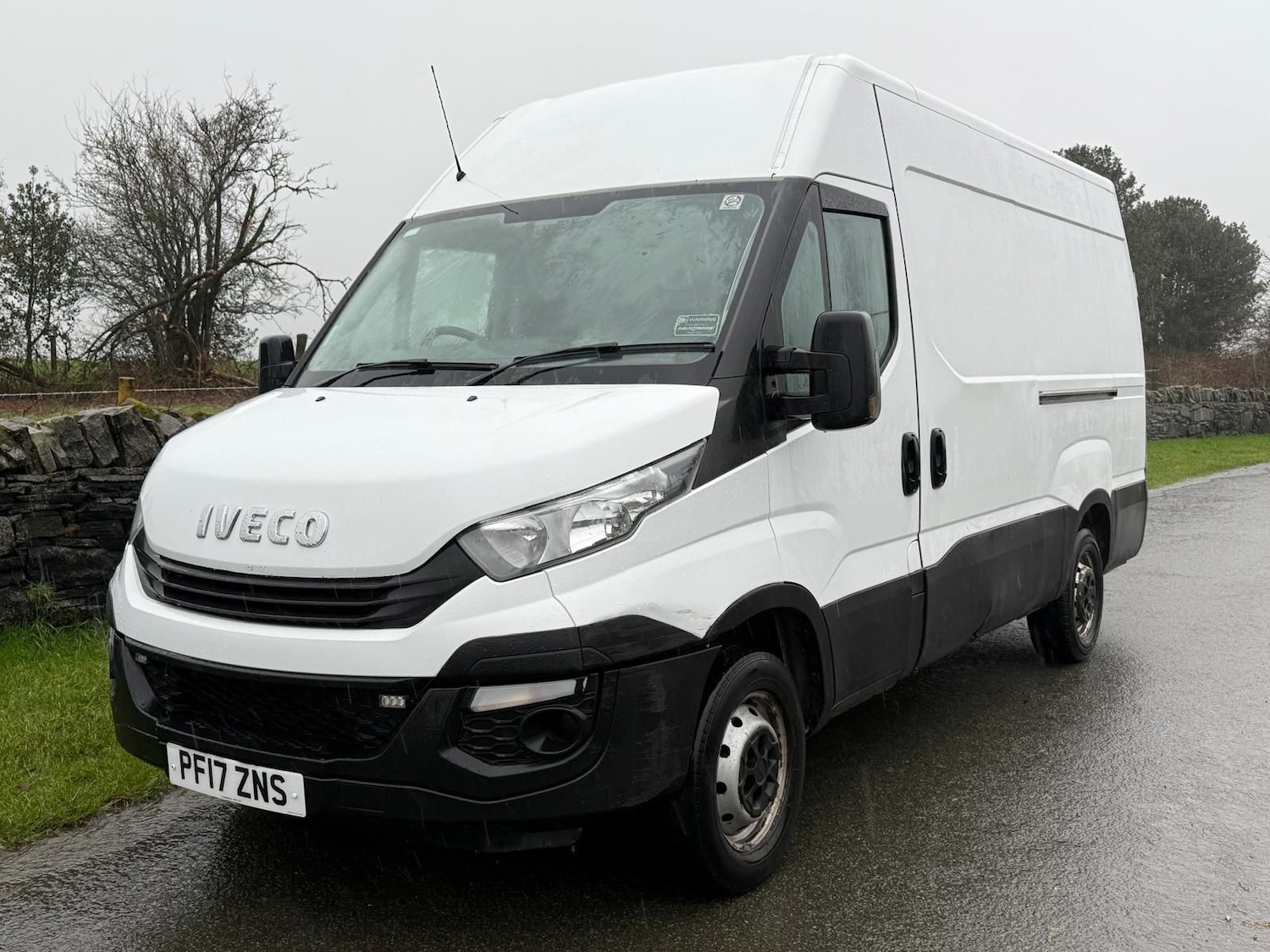 Used Iveco Daily 2017 for sale - 77090752: Photo 2