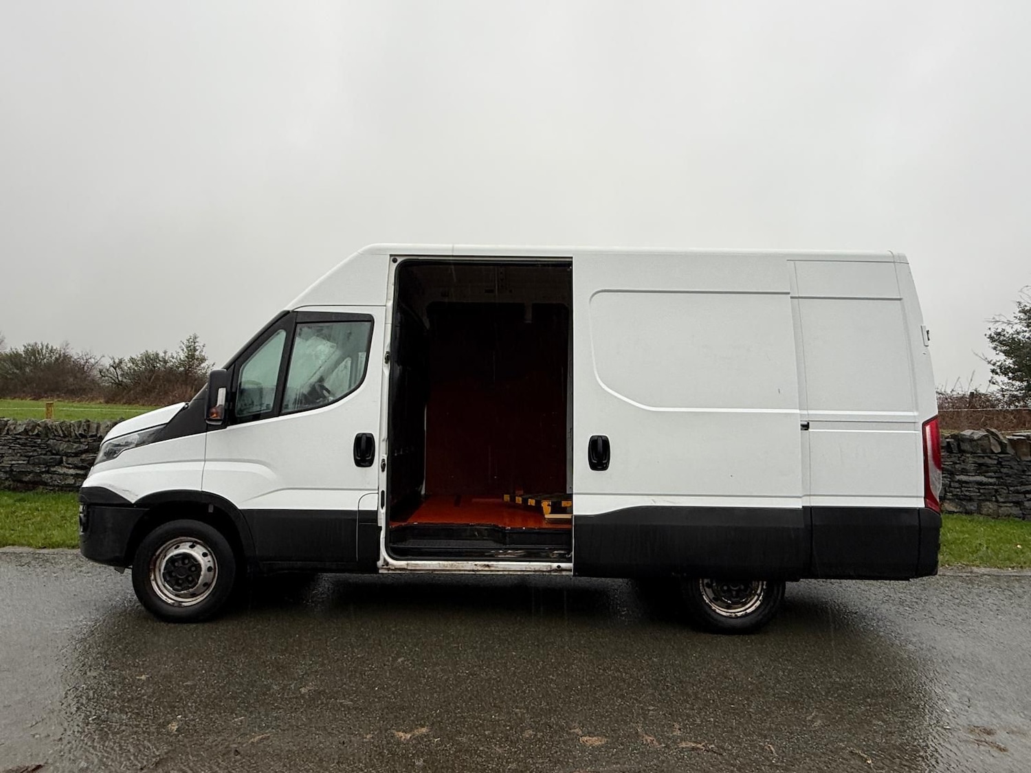Used Iveco Daily 2017 for sale - 77090752: Photo 9