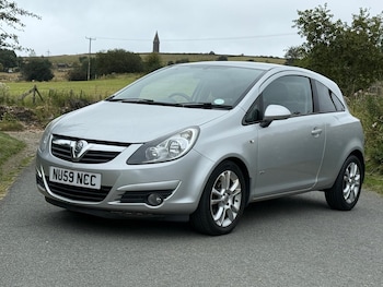 Vauxhall - Corsa
