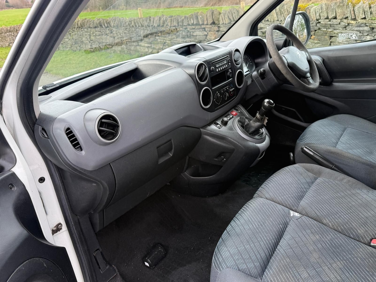 Used Peugeot Partner 2011 for sale - 77659155: Photo 19