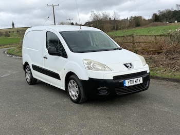 Used Peugeot Partner 2011 for sale - 77659155: Photo