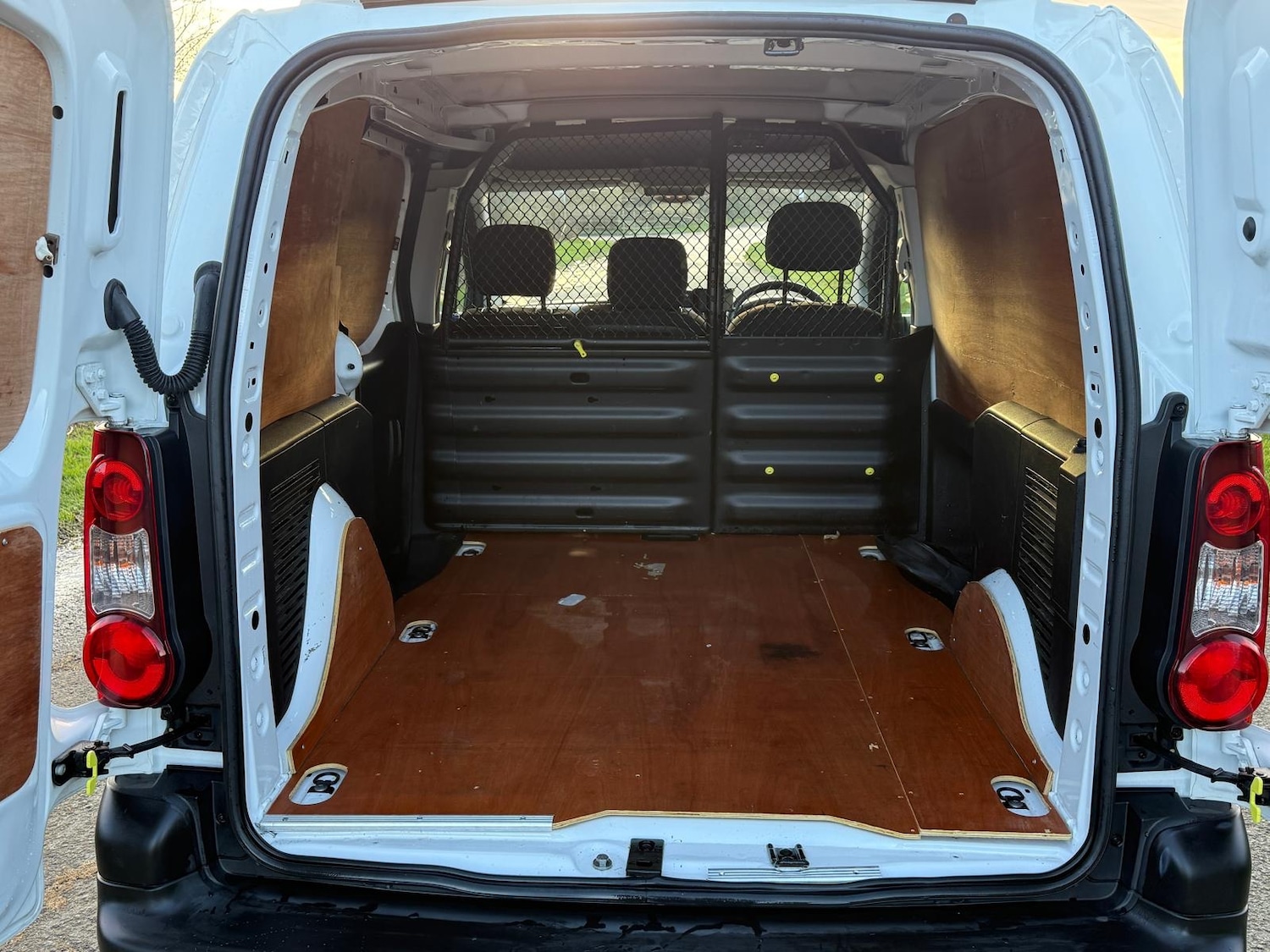 Used Peugeot Partner 2018 for sale - 76931676: Photo 13