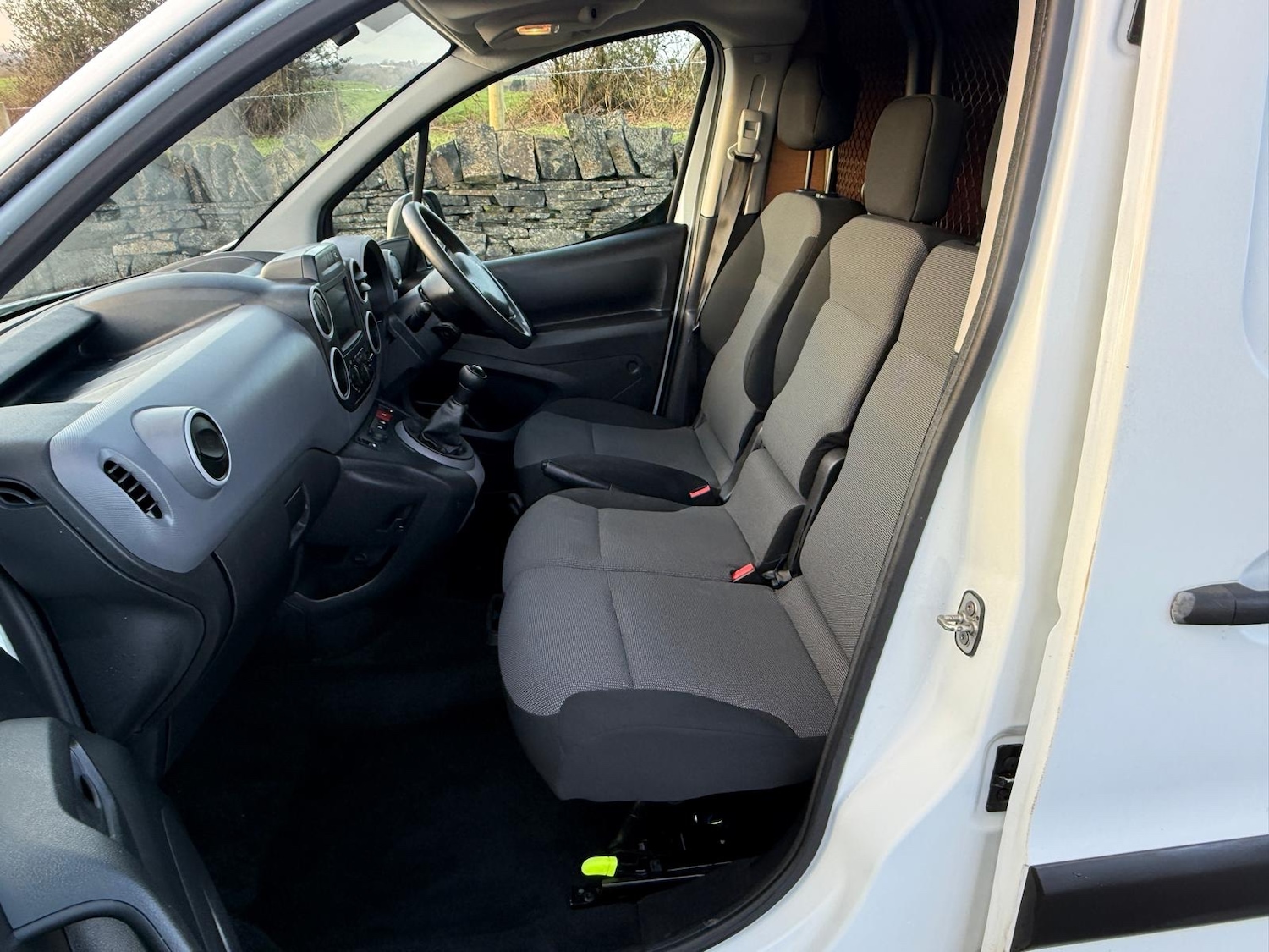 Used Peugeot Partner 2018 for sale - 76931676: Photo 20