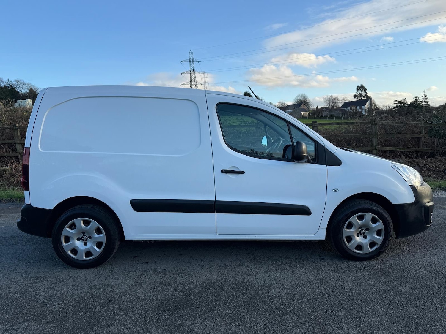 Used Peugeot Partner 2018 for sale - 76931676: Photo 30