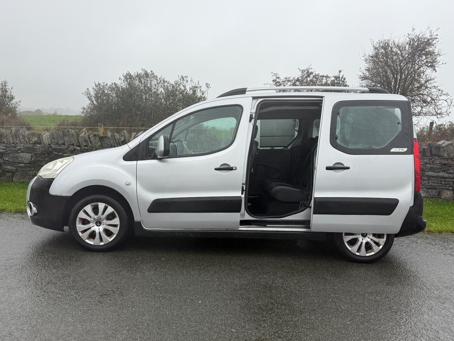 Used Citroen Berlingo Multispace 2011 for sale - 76391833: Photo 12