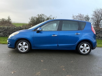 Used Renault Scenic 2009 for sale - 76734613: Photo