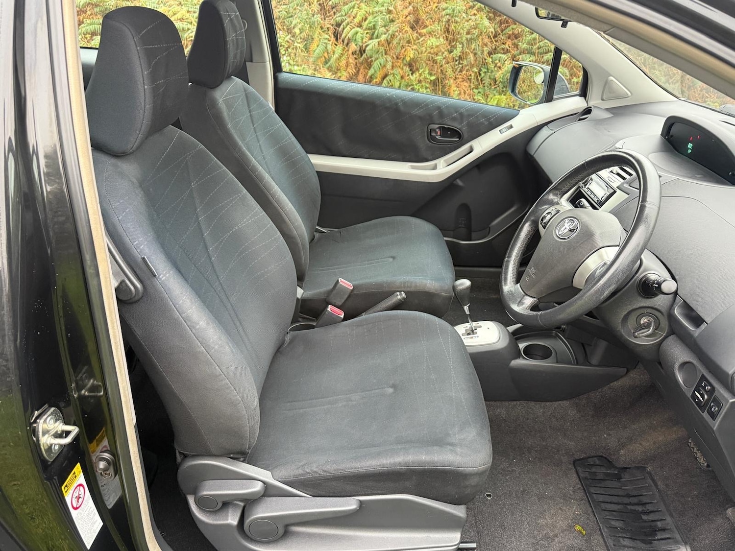 Used Toyota Yaris 2006 for sale - 77393688: Photo 15