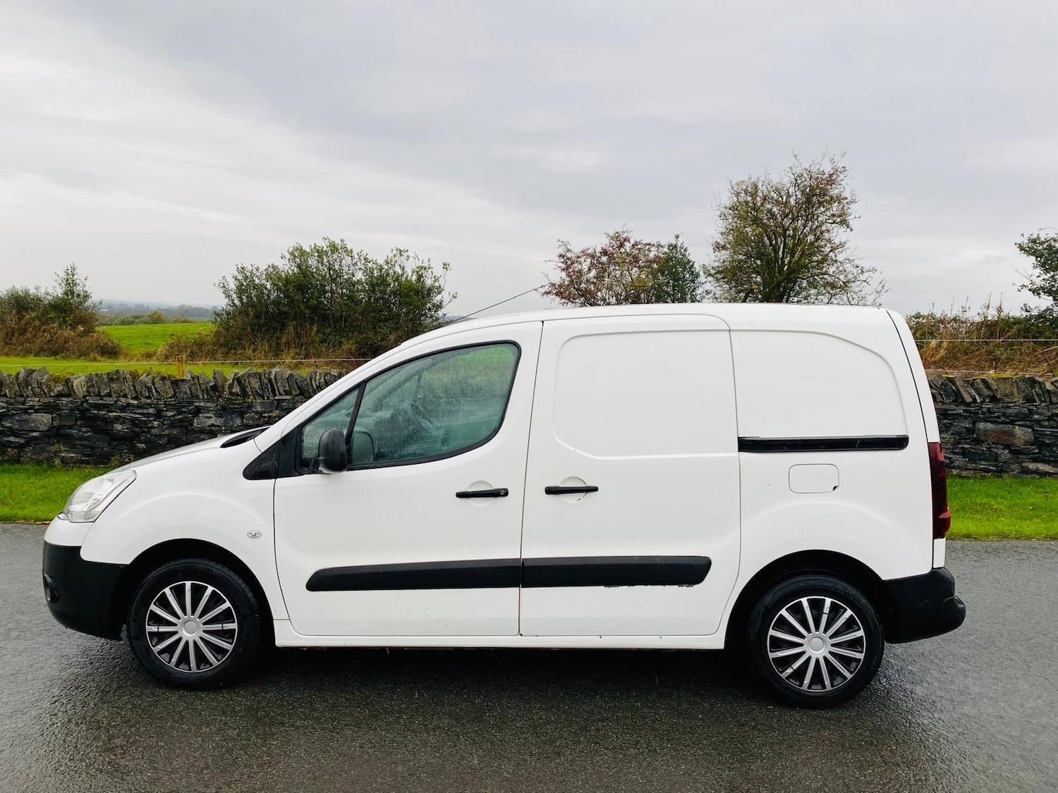 Used Citroen Berlingo 2014 for sale - 76391827: Photo 6