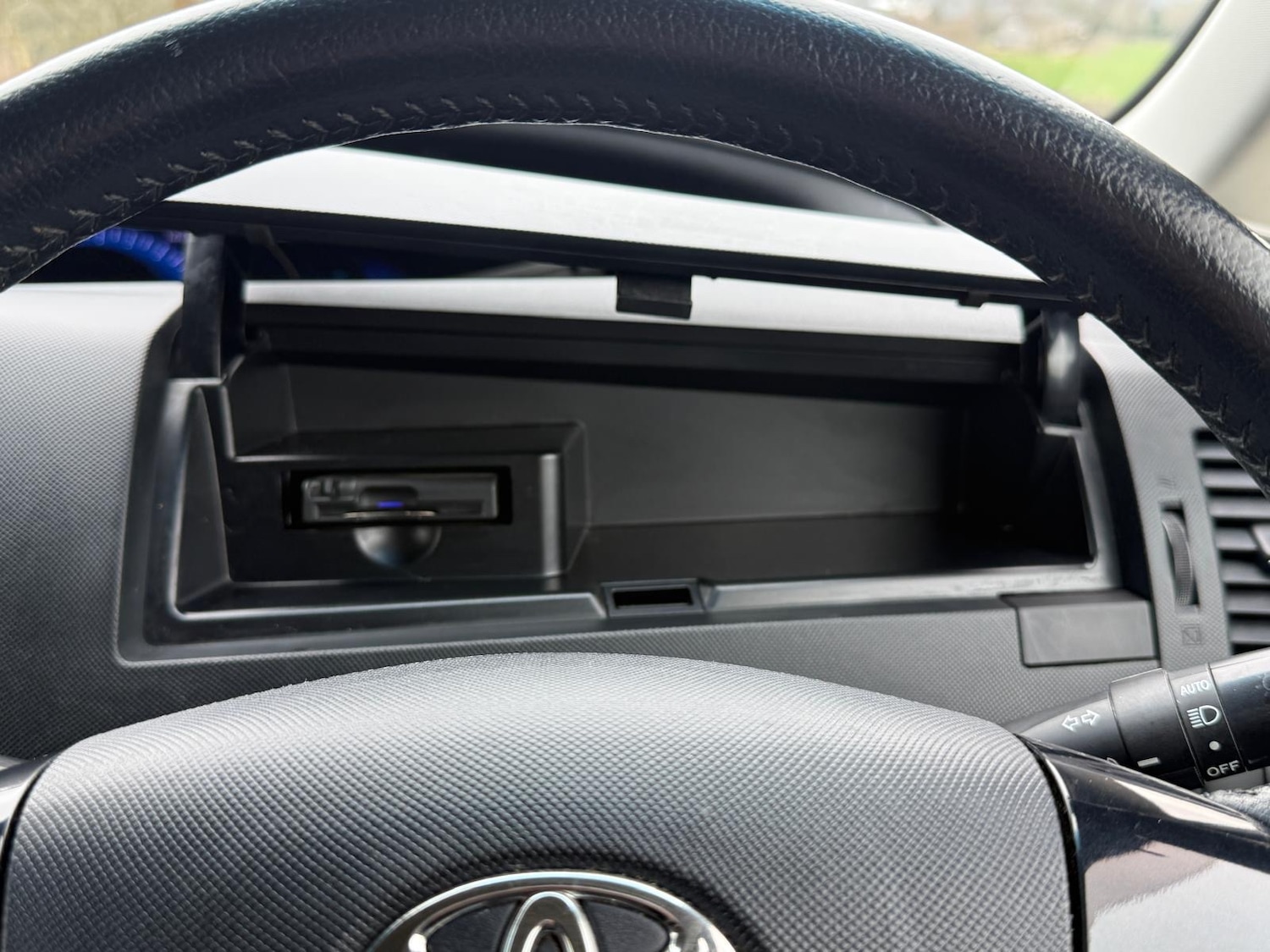 Used Toyota Estima 2026 for sale - 77793057: Photo 39