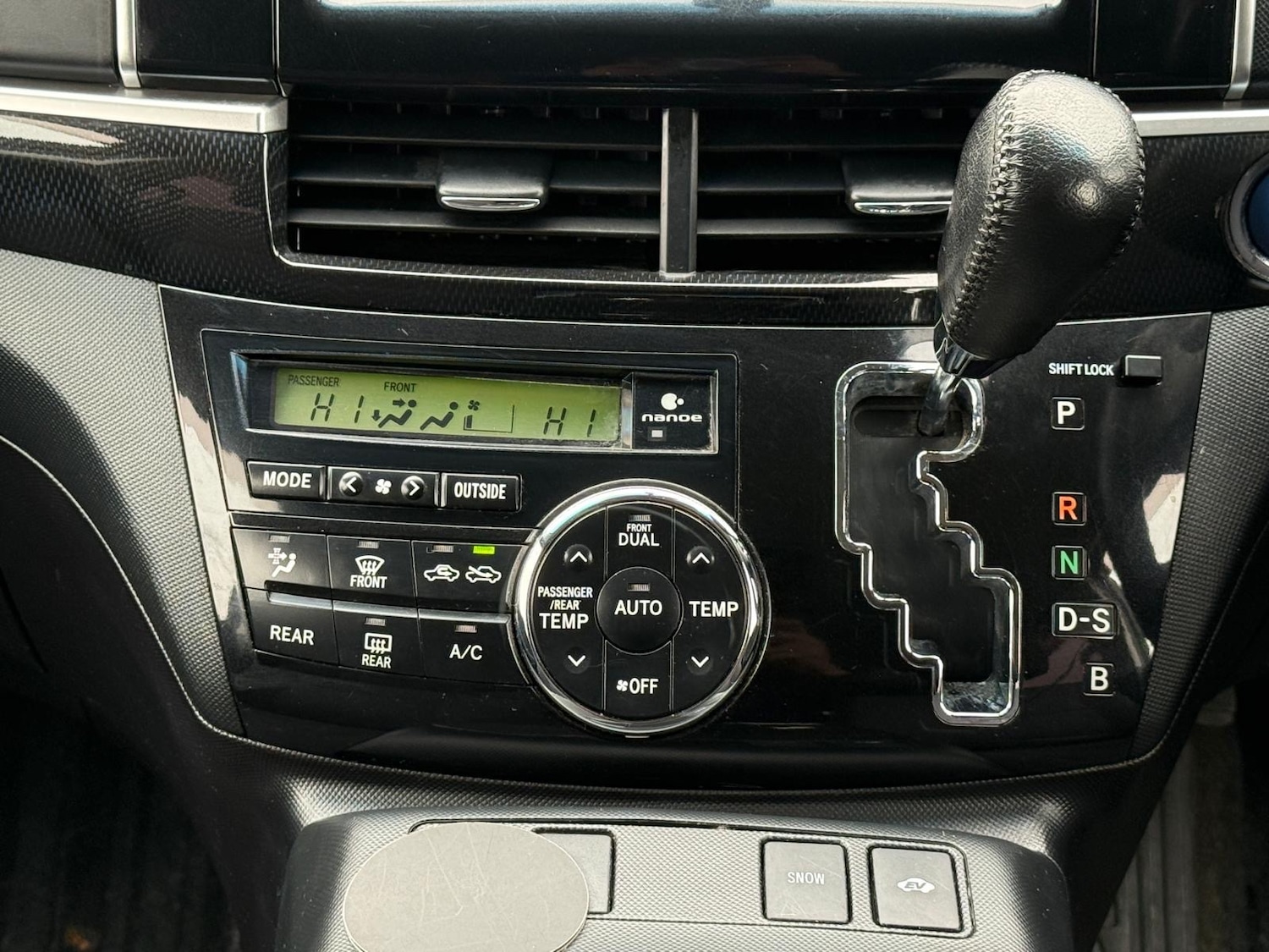 Used Toyota Estima 2026 for sale - 77793057: Photo 42