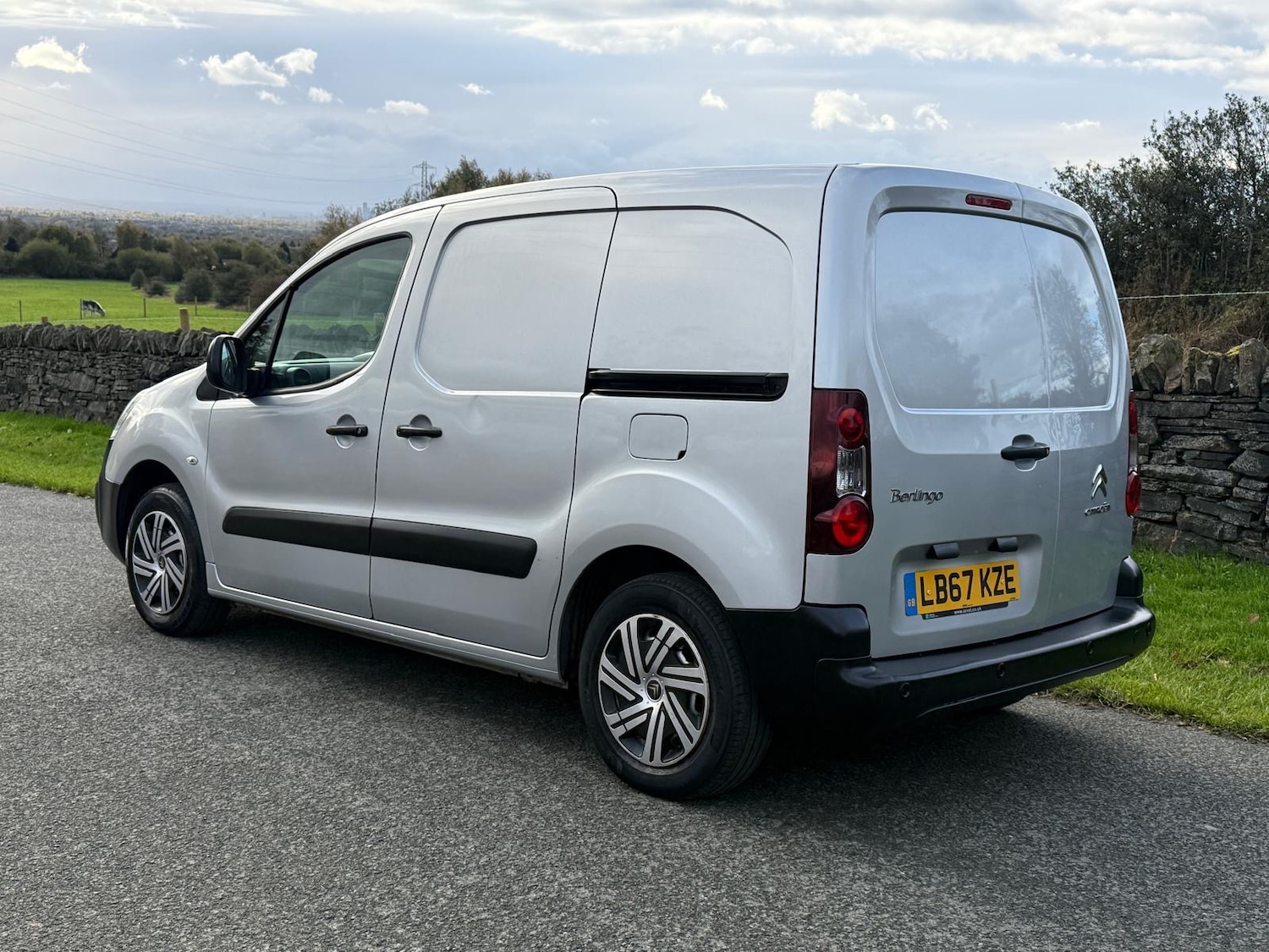 Used Citroen Berlingo 2017 for sale - 76358297: Photo 12