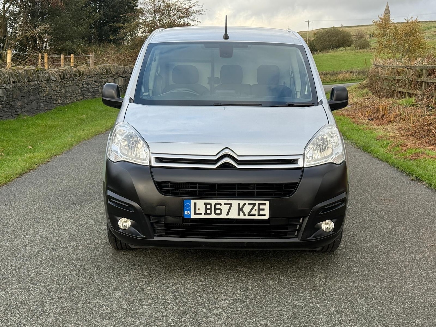 Used Citroen Berlingo 2017 for sale - 76358297: Photo 4