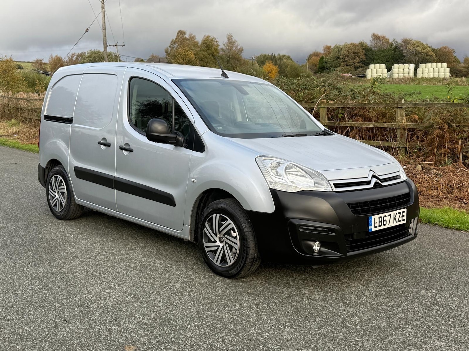 Used Citroen Berlingo 2017 for sale - 76358297: Photo 5