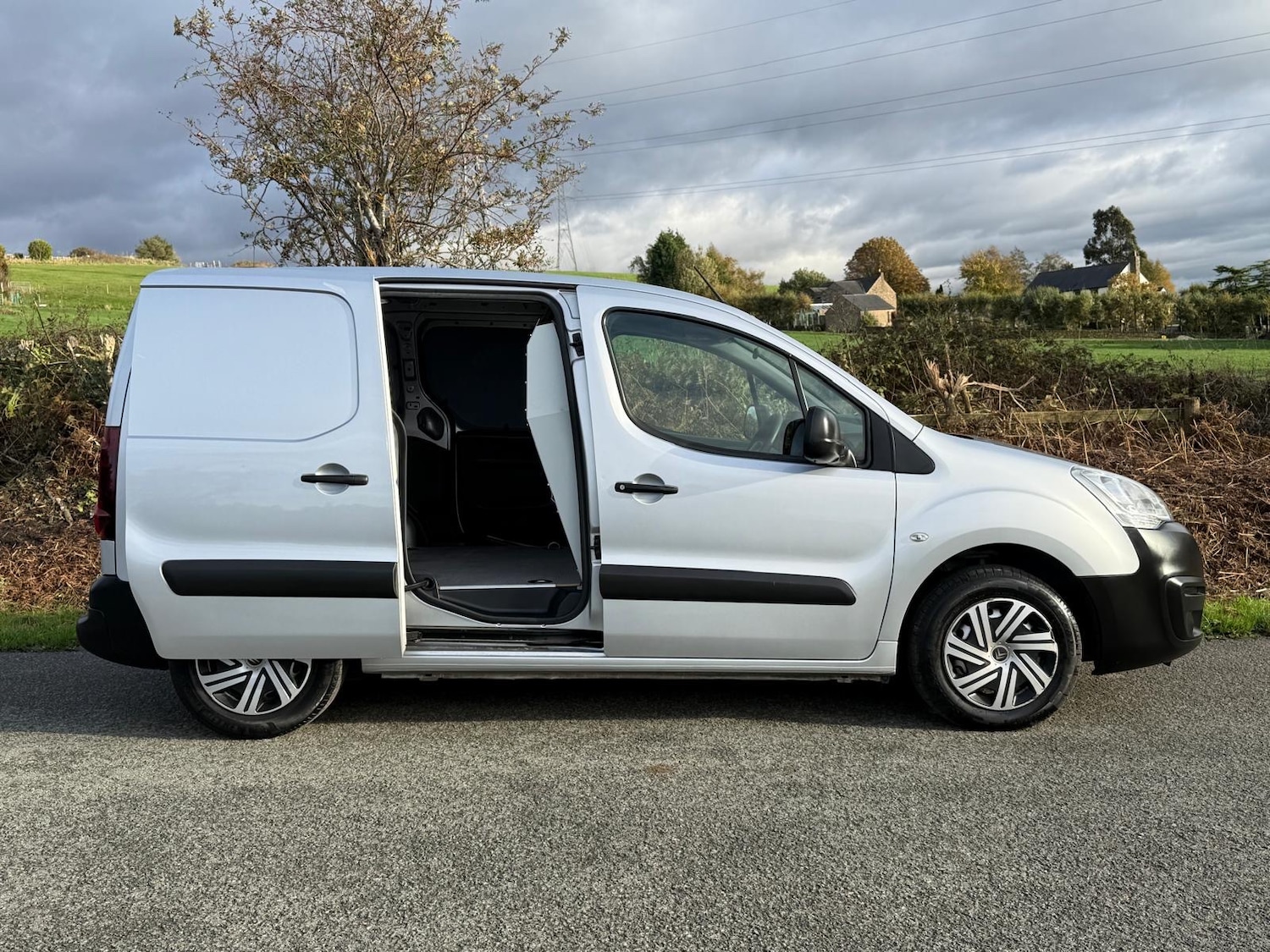 Used Citroen Berlingo 2017 for sale - 76358297: Photo 7