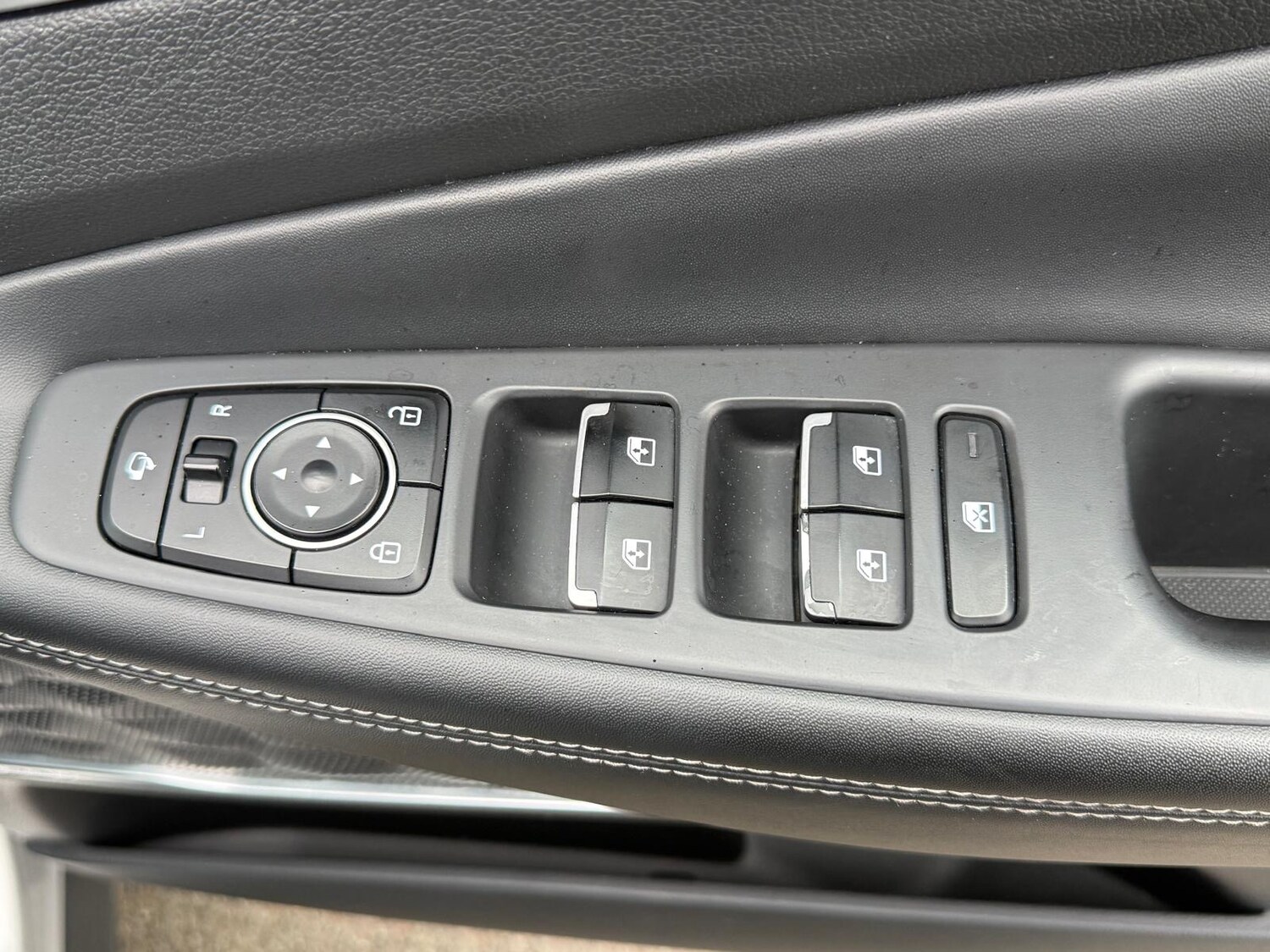 Used Hyundai Santa Fe 2022 for sale - 77613093: Photo 44