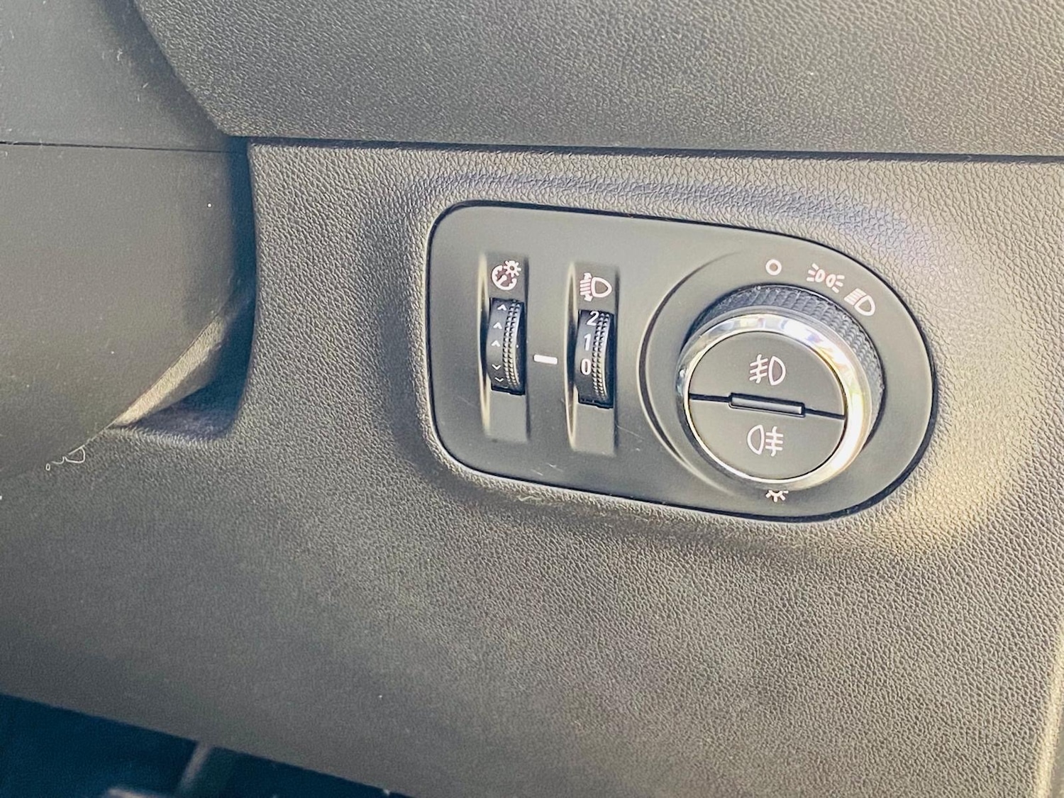 Used Vauxhall Corsa 2017 for sale - 76231396: Photo 19