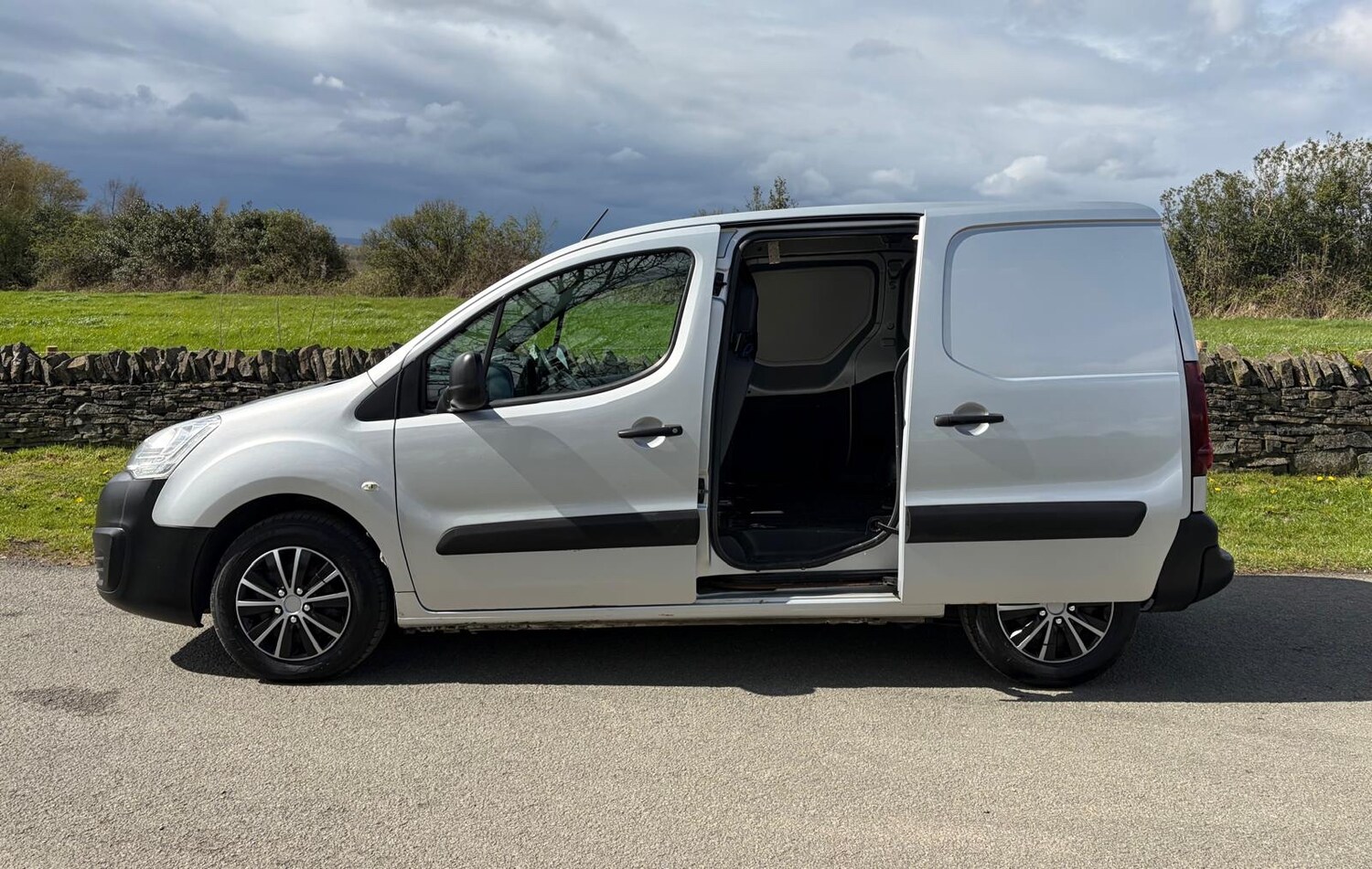 Used Citroen Berlingo 2016 for sale - 78218109: Photo 5