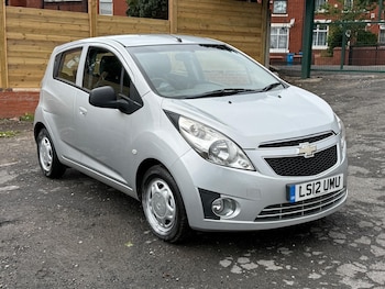 2012 (12) - 1.0i LS 5dr