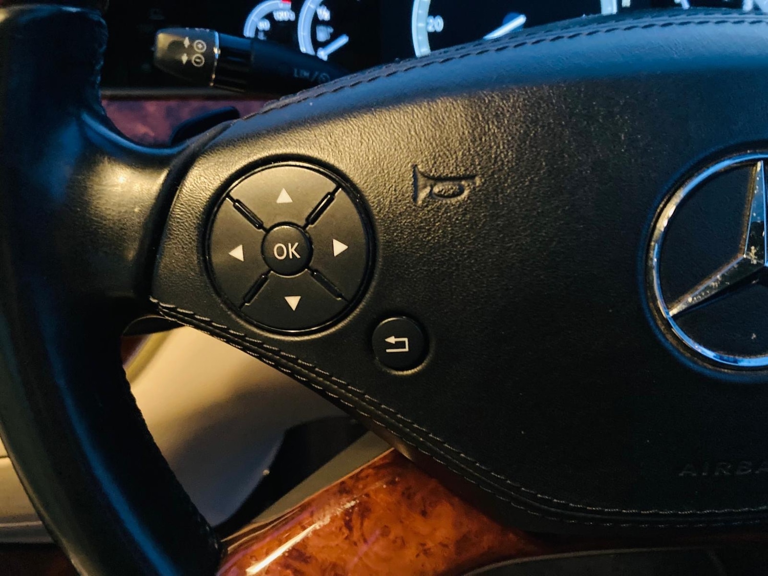 Used Mercedes-Benz S Class 2010 for sale - 76526089: Photo 29