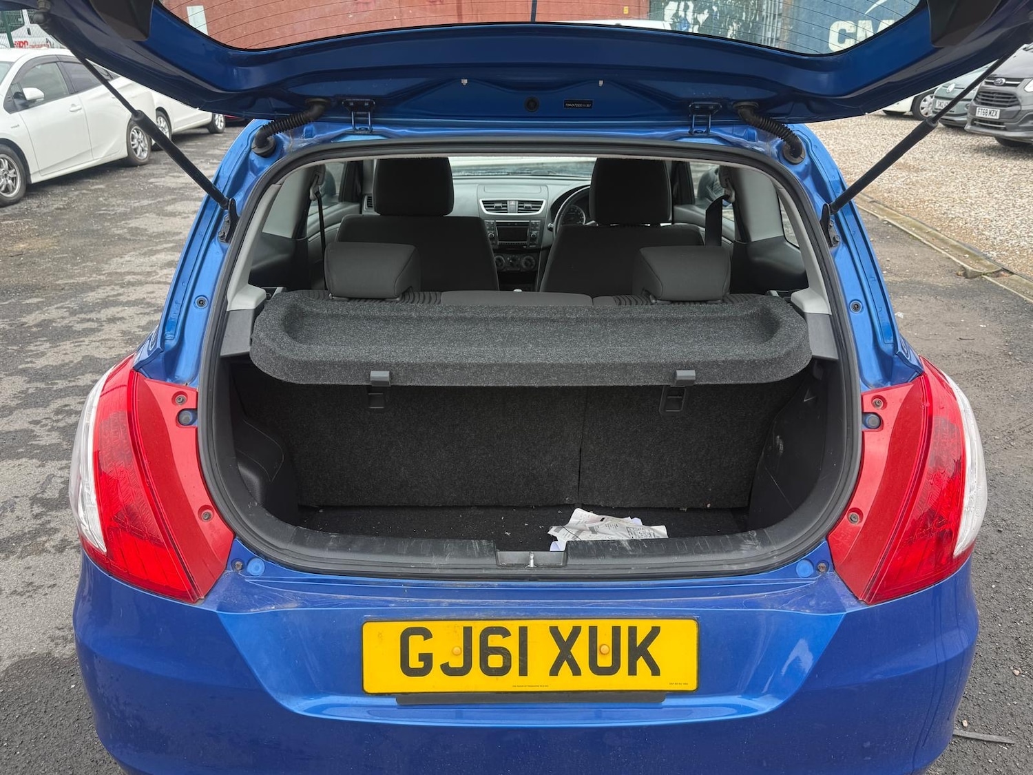 Used Suzuki Swift 2011 for sale - 77630898: Photo 15