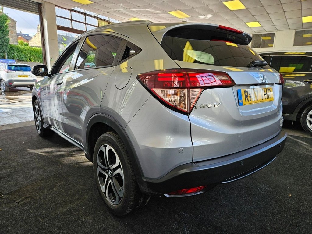 Used Honda HR-V 2017 for sale - 76304161: Photo 10