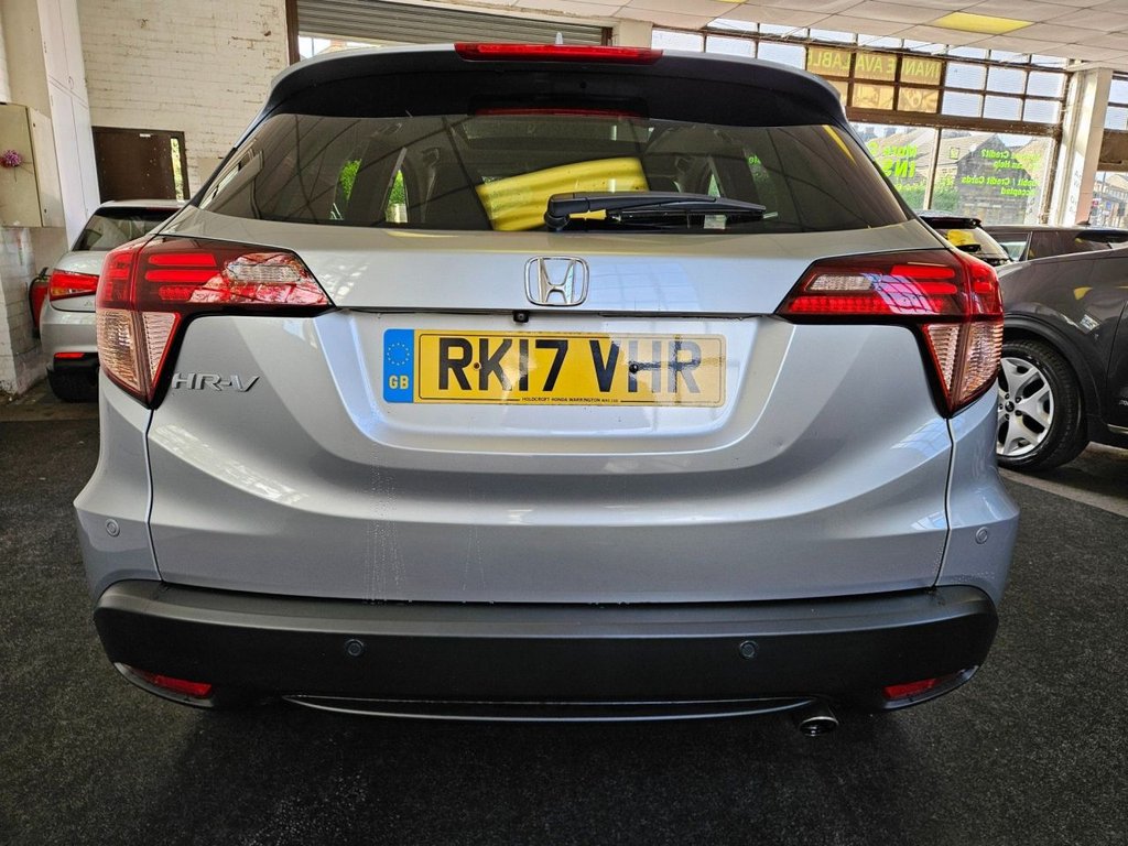 Used Honda HR-V 2017 for sale - 76304161: Photo 11