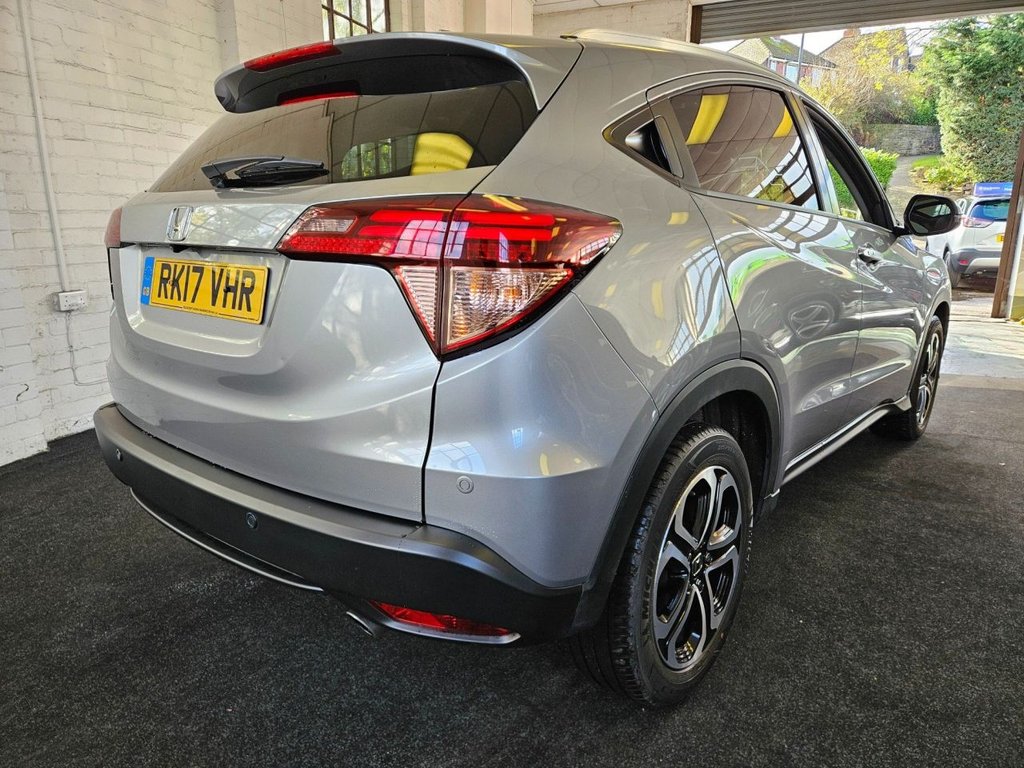 Used Honda HR-V 2017 for sale - 76304161: Photo 12