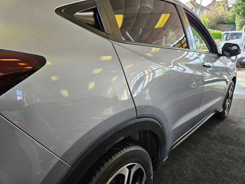 Used Honda HR-V 2017 for sale - 76304161: Photo 14