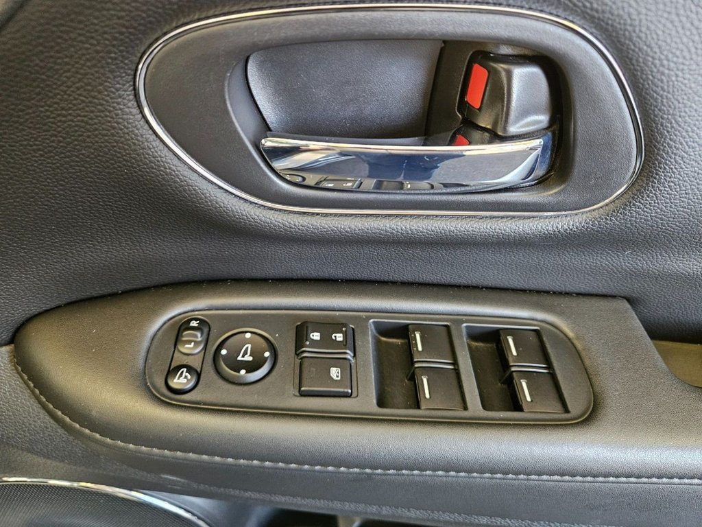 Used Honda HR-V 2017 for sale - 76304161: Photo 38