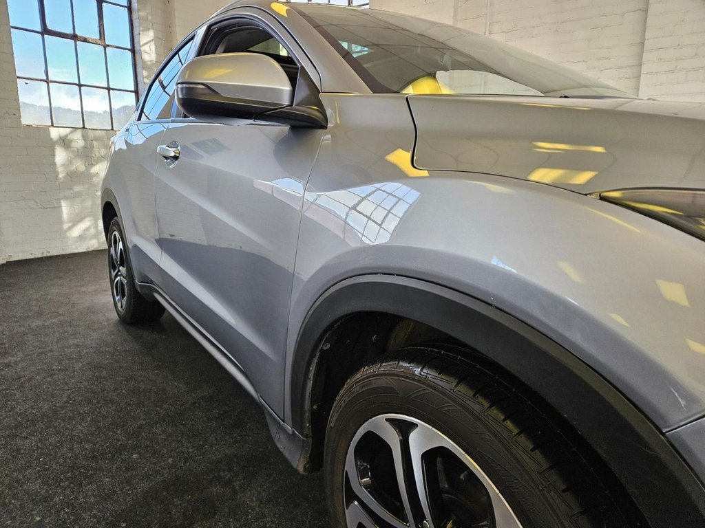 Used Honda HR-V 2017 for sale - 76304161: Photo 4