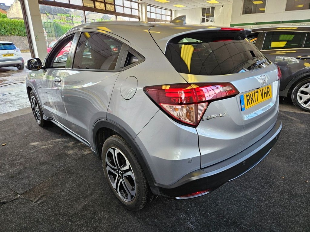 Used Honda HR-V 2017 for sale - 76304161: Photo 8