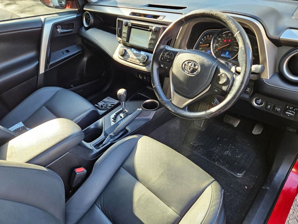 Used Toyota RAV4 2015 for sale - 76368176: Photo 12