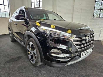 2016 (66) - 2.0 CRDi Premium SUV 5dr Diesel Auto 4WD Euro 6 (185 ps)
