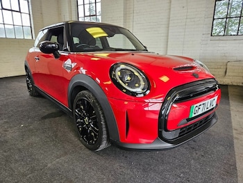 Used MINI Electric Hatch 2021 for sale - 76068487: Photo