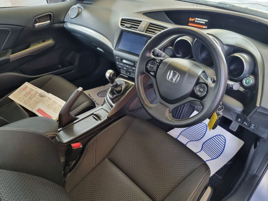 Used Honda Civic 2016 for sale - 76092649: Photo 16