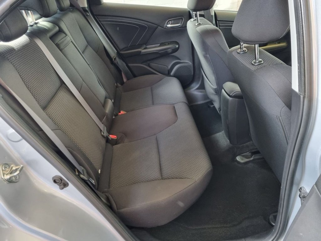 Used Honda Civic 2016 for sale - 76092649: Photo 18