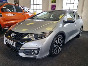 Used Honda Civic 2016 for sale - 76092649: Photo 3