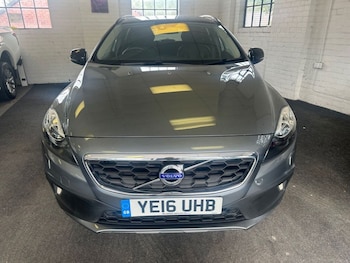 Used Volvo V40 Cross Country 2016 for sale - 76068514: Photo
