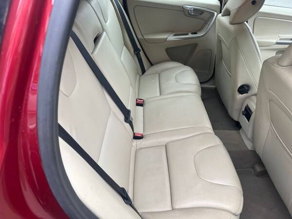 Used Volvo XC60 2014 for sale - 76291756: Photo 11