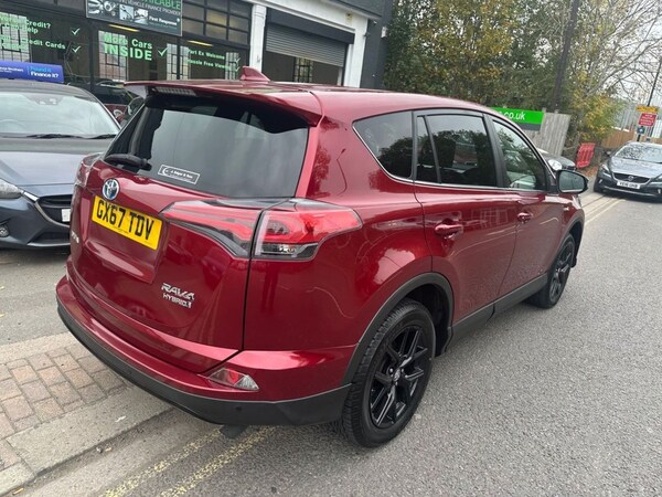 Used Toyota RAV4 2017 for sale - 76291403: Photo 10
