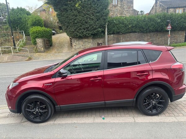 Used Toyota RAV4 2017 for sale - 76291403: Photo 5
