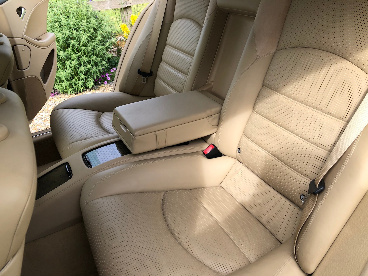 Used Mercedes-Benz CLS 2006 for sale - 77104123: Photo 59