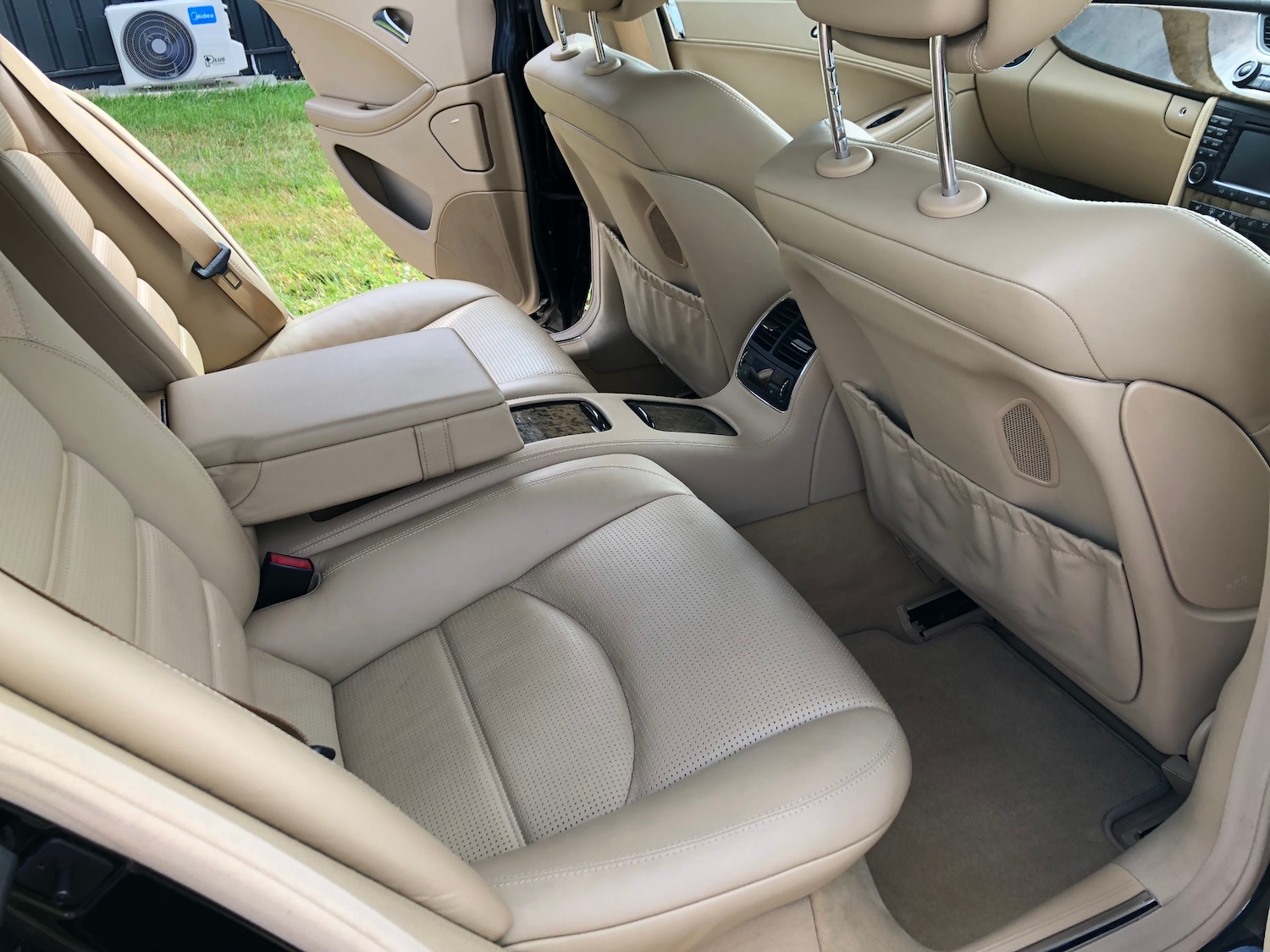 Used Mercedes-Benz CLS 2006 for sale - 77104123: Photo 61