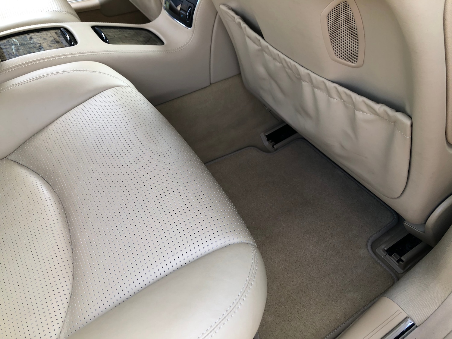 Used Mercedes-Benz CLS 2006 for sale - 77104123: Photo 63