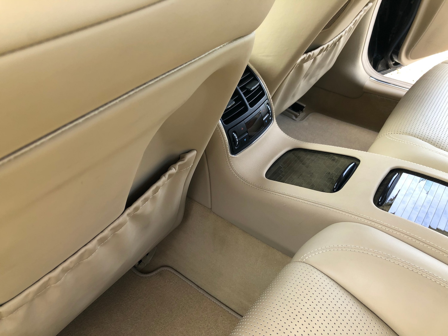 Used Mercedes-Benz CLS 2006 for sale - 77104123: Photo 69