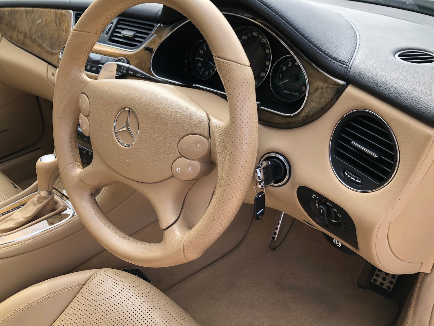 Used Mercedes-Benz CLS 2006 for sale - 77104123: Photo 76