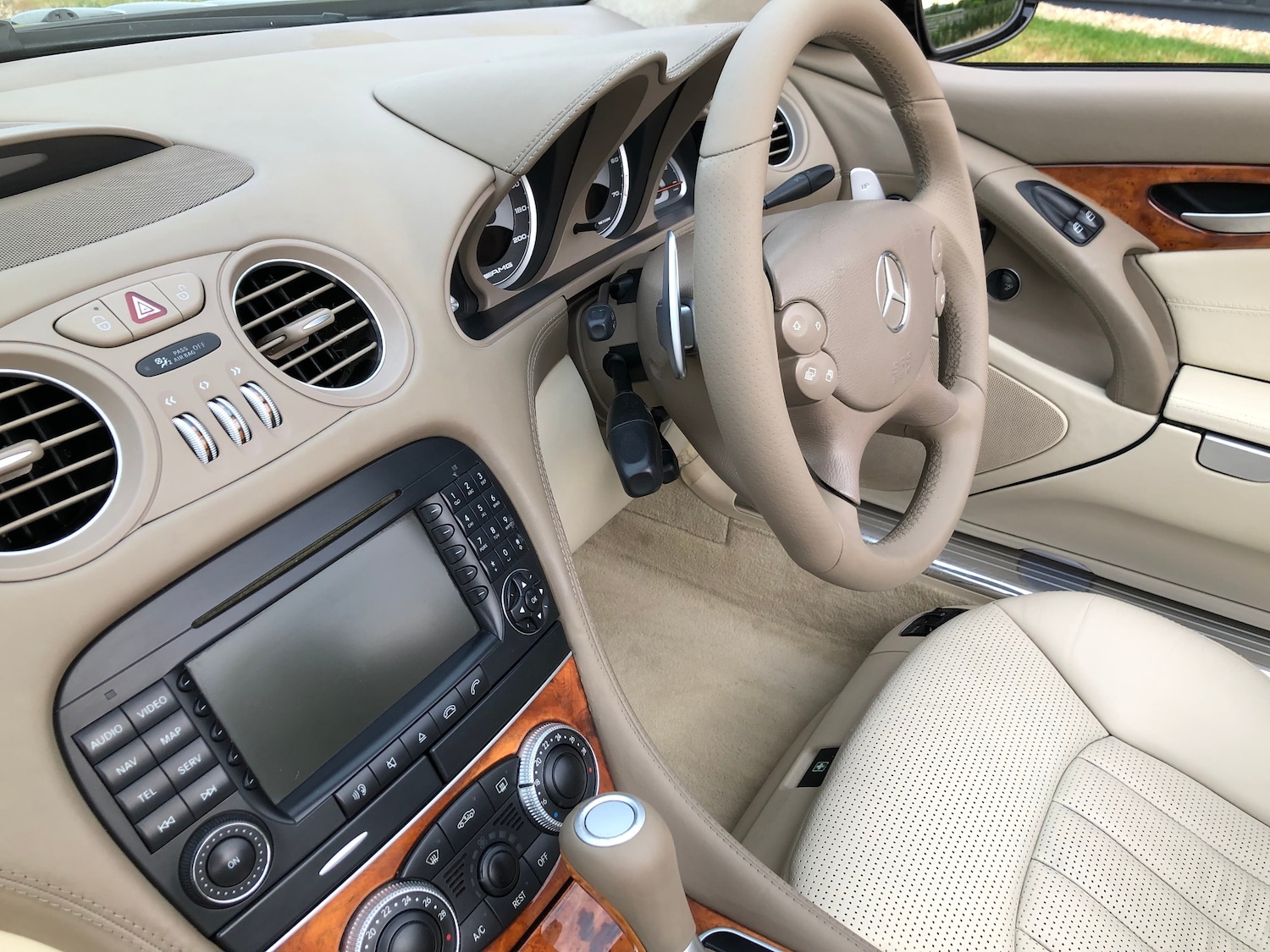 Used Mercedes-Benz SL 2007 for sale - 77104116: Photo 55