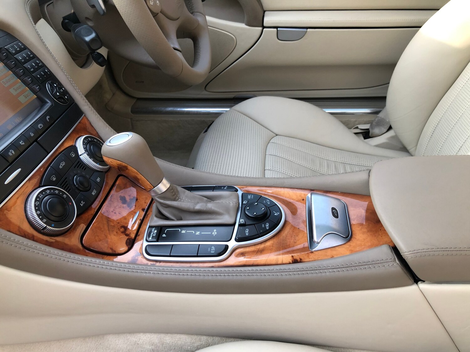 Used Mercedes-Benz SL 2007 for sale - 77104116: Photo 78