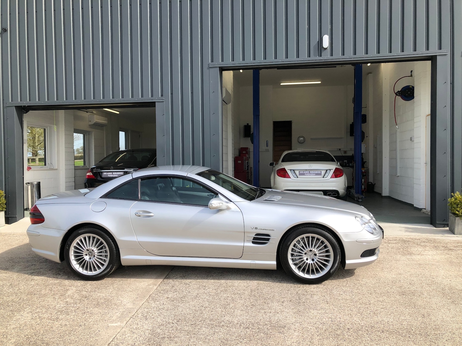 Used Mercedes-Benz SL 2007 for sale - 77104116: Photo 85